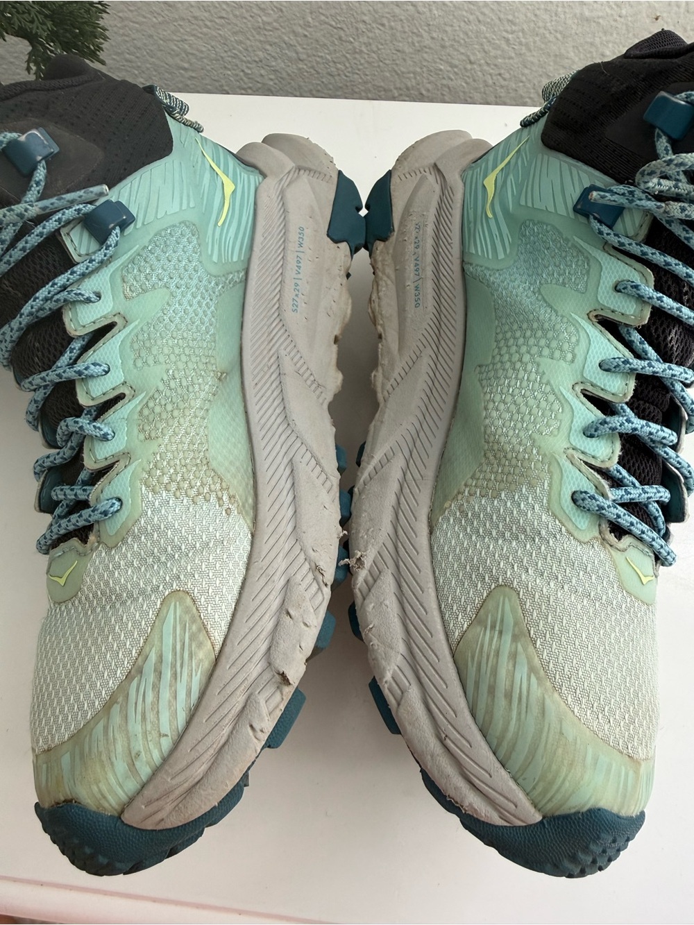 Hoka Trail code GTX women size 7 Shoe in Mint, Black and Yellow - Picture 5 of 10